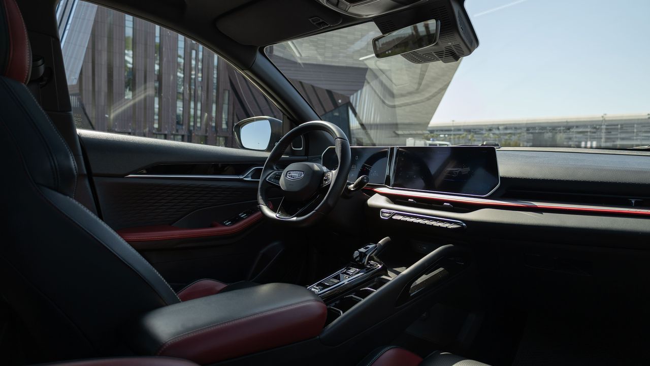 Фото Geely CoolRay - 3